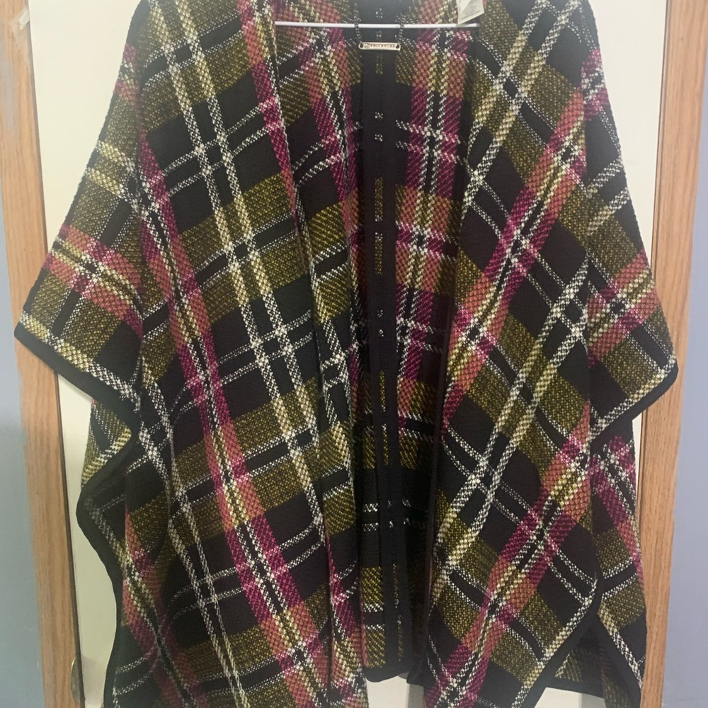 Trina Turk Plaid Poncho/Cape/Wrap - Black Gold Pink Size XS/S